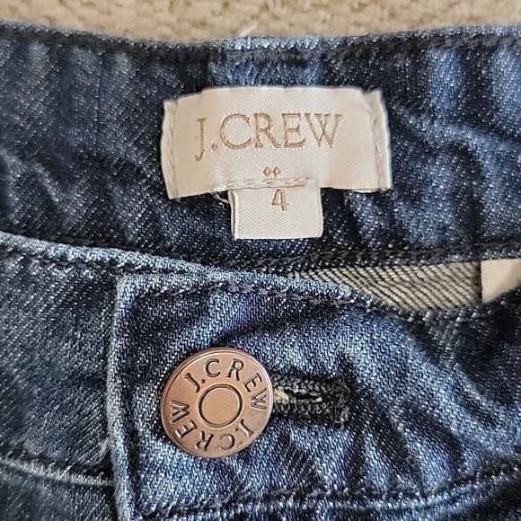 J. Crew Factory Frayed Hem Jean Shorts - Size 4 - Picture 3 of 10